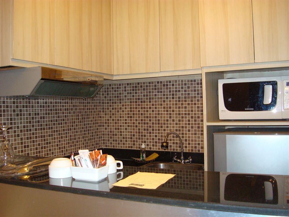 Ap Suite Apartment Кута Экстерьер фото