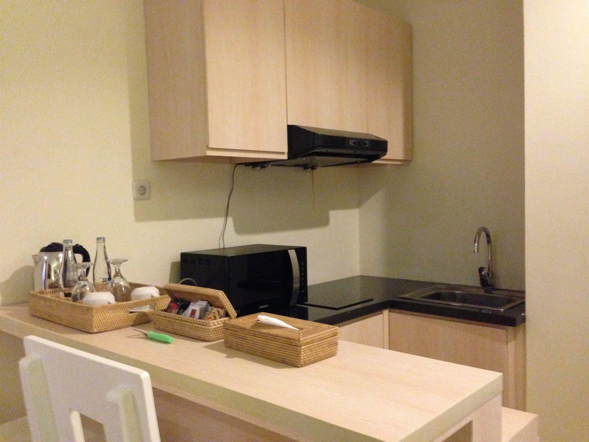 Ap Suite Apartment Кута Экстерьер фото